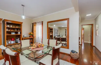 Casa alto padrão semimobiliada, 4 dormitórios, piscina, no centro de canoas