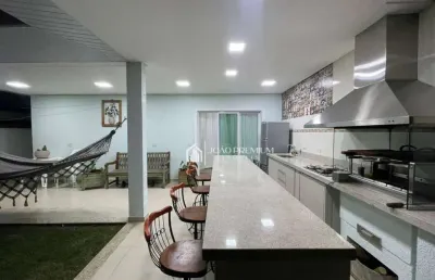 Sobrado com 5 dormitórios à venda, 283 m² por r$ 2.000.000,00 - villa branca - jacareí/sp
