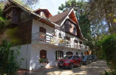 Sobrado com 7 dormitórios à venda, 924 m² por r$ 3.500.000,00 - jaguaribe - campos do jordão/sp