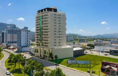Apartamento 3 dormitórios com 2 suítes na pedra branca