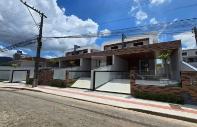Casa com 3 quartos à venda na Rua José Antônio da Silva, 1, Pagani, Palhoça