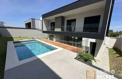 Casa em condomínio 5 quartos, sendo 5 suítes, 363 metros, a venda- urbanova