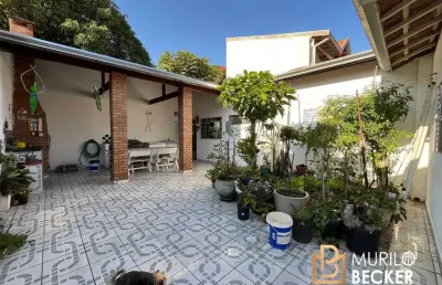 Casa com 3 quartos e ponto comercial no morada do sol