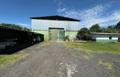 Barracão / Galpão / Depósito com 2 salas para alugar na Rua Fernando Pessoa, Santa Luzia, Caçapava