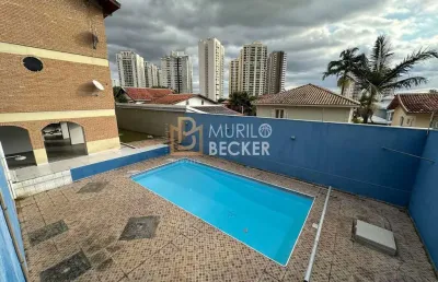 Casa  a venda com 3 quartos sendo 2 suites no  bairro jardim esplanada