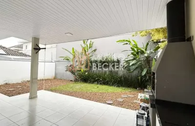 Casa 320m² em condomínio com 4 quartos para alugar - bairro urbanova