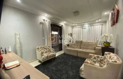 Casa a venda com 3 quartos no jardim colônia em jacareí
