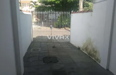 Casa com 3 quartos à venda na rua vereador jansen muller, cachambi, rio de janeiro, 296 m2 por r$ 880.000