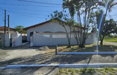 Casa com 3 quartos à venda na R. Geyza Marcok, 30, Balneário Plataforma, Mongaguá