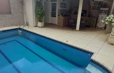 Casa com 3 quartos à venda na Rua Clarindo Stahl, 244, Jardim Regina, Indaiatuba