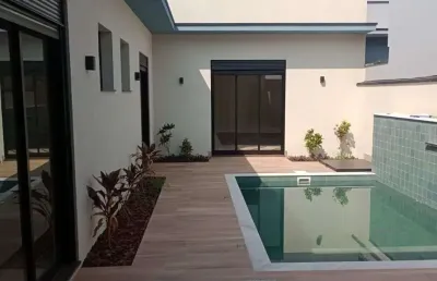 Quer morar em uma casa de alto padrão com conforto e privacidade? essa é a oportunidade perfeita para você!