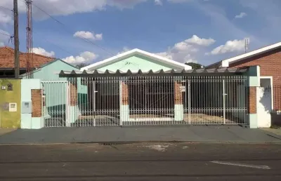 Casa com 2 quartos à venda na vila biagioni (vila xavier), araraquara  por r$ 350.000