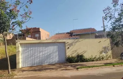 Casa com 2 quartos à venda no residencial ravena, araraquara , 141 m2 por r$ 450.000