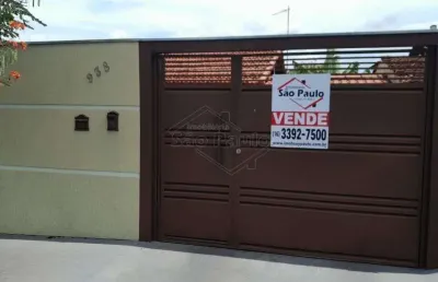 Casa com 2 quartos à venda no cecap, américo brasiliense , 219 m2 por r$ 270.000