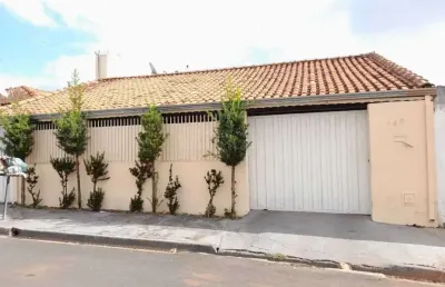 Casa com 4 quartos à venda no jardim santa terezinha, américo brasiliense , 158 m2 por r$ 400.000