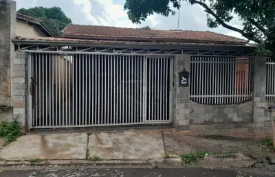 Casa com 3 quartos à venda no yolanda opice, araraquara , 174 m2 por r$ 300.000