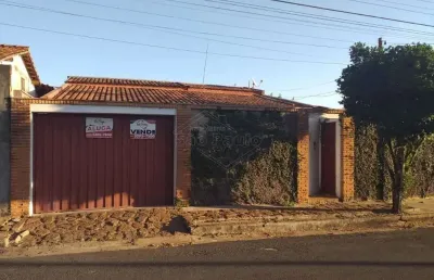 Casa com 3 quartos à venda em nova vila cerqueira, américo brasiliense , 218 m2 por r$ 500.000