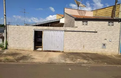Casa com 3 quartos à venda no jardim santa lúcia, araraquara , 134 m2 por r$ 240.000
