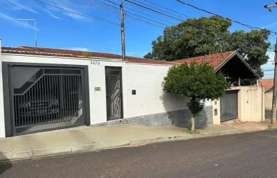 Casa com 4 quartos à venda na vila santana, araraquara , 272 m2 por r$ 550.000