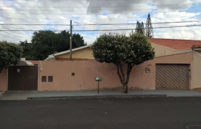 Casa com 5 quartos à venda no jardim brasil (vila xavier), araraquara , 213 m2 por r$ 450.000