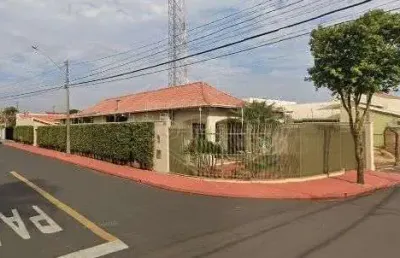 Casa com 3 quartos à venda na vila xavier (vila xavier), araraquara , 238 m2 por r$ 800.000