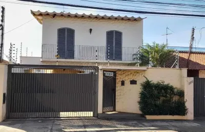 Casa comercial com 1 sala para alugar na avenida luiz alberto, 876, vila velosa, araraquara, 217 m2 por r$ 4.500