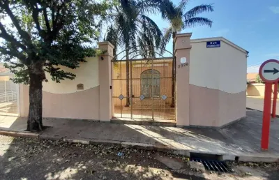 Casa comercial com 1 sala para alugar na rua expedicionários do brasil, 2926, centro, araraquara, 149 m2 por r$ 2.000