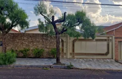 Casa com 3 quartos e 4 vagas de garagem – vila harmonia, araraquara/sp