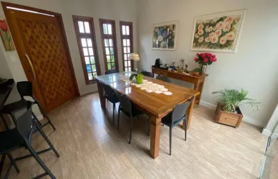 Casa com 3 quartos à venda na Rua Maria Martins, Loteamento Villa Branca, Jacareí