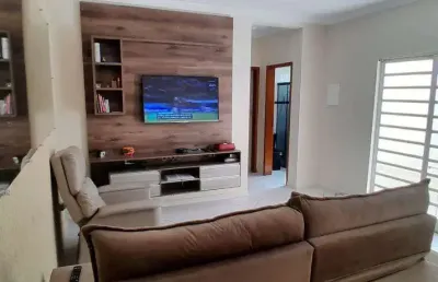 Oportunidade no santa paula: casa térrea com 3 dormitórios.