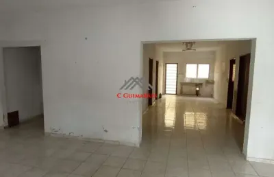 Casa de luxo com 4 quartos no jardim das bandeiras em campinas-sp: 3 suítes, 3 salas, 250m², 4 vagas de garagem.