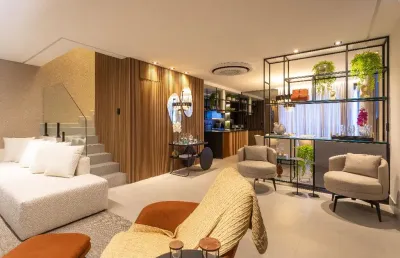 Casas alto padrão, 3 suítes à venda no condomínio raveo - av. pôr do sol em cabedelo / joão pessoa.