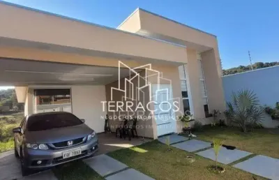 Casa praticamente térrea, com piscina, à venda no jardim itália em itupeva sp