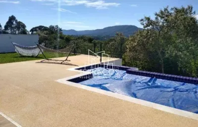 Magnífica casa térrea à venda , com pé direito alto, vista para a serra do japi - mobiliada - condomínio terras da alvorada