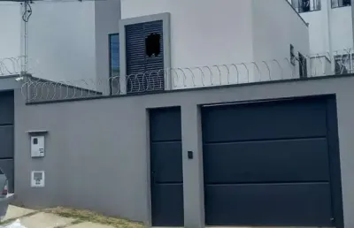 Casa à venda no bairro santa ângela - poços de caldas/mg