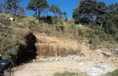 Terreno à venda no Jardim Bandeirantes, Poços de Caldas 