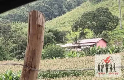 Fazenda à venda no Centro, Caldas 