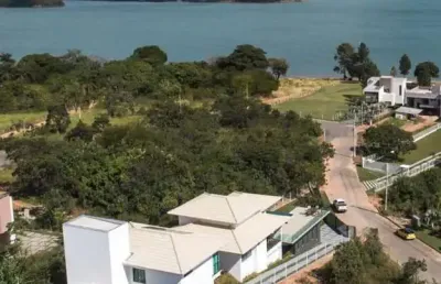 Fazenda à venda no Centro, Capitólio 