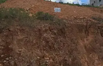 Terreno à venda no Jardim Bandeirantes, Poços de Caldas 