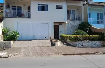 Casa com 3 quartos à venda no Jardim Vitória, Poços de Caldas 