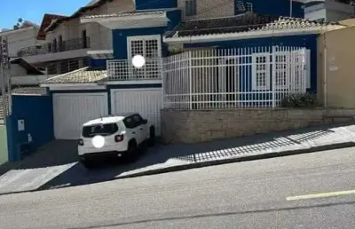 Casa à venda no bairro parque vivaldi leite ribeiro - poços de caldas/mg