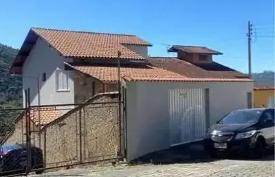 Sobrado à venda no bairro estância são josé - poços de caldas/mg