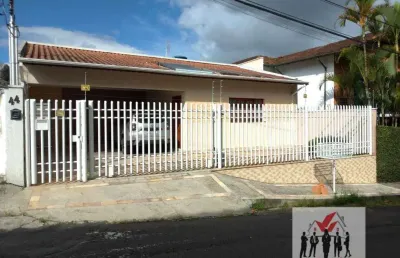Casa à venda no bairro parque vivaldi leite ribeiro - poços de caldas/mg