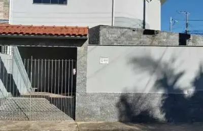 Casa à venda no bairro jardim das acácias - poços de caldas/mg