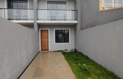 Vendo ótimo sobrado na planta localizado no bairro umbara´