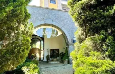 Excelente apartamento rua desembargador motta, 2350  3º andar batel