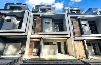 Casa em condomínio fechado com 4 quartos à venda na Rua Cristiano Strobel, 2185, Boqueirão, Curitiba