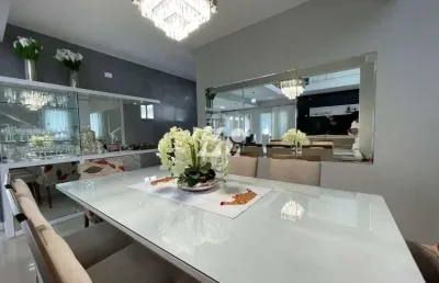 Casa com piscina e 3 quartos e suíte na pedra branca