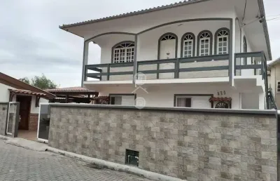 Casa com 4 quartos à venda na Rua Edna Floriano Andrade, 1, Centro, Palhoça