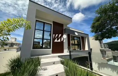 Casa à venda na Rua dos Sabiás, 1, Pedra Branca, Palhoça